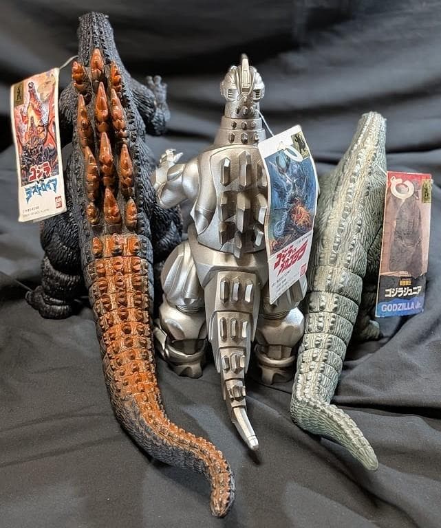 バーニングゴジラ＆ゴジラジュニア＆メカゴジラ（バンダイ）タグ付ソフビ３体セット