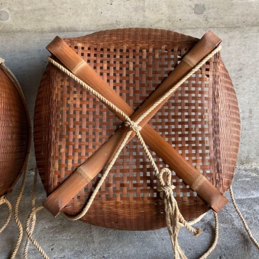 古い大きな竹籠 かご バスケット 大型 竹細工 鉄金具 2点 古道具 レトロ