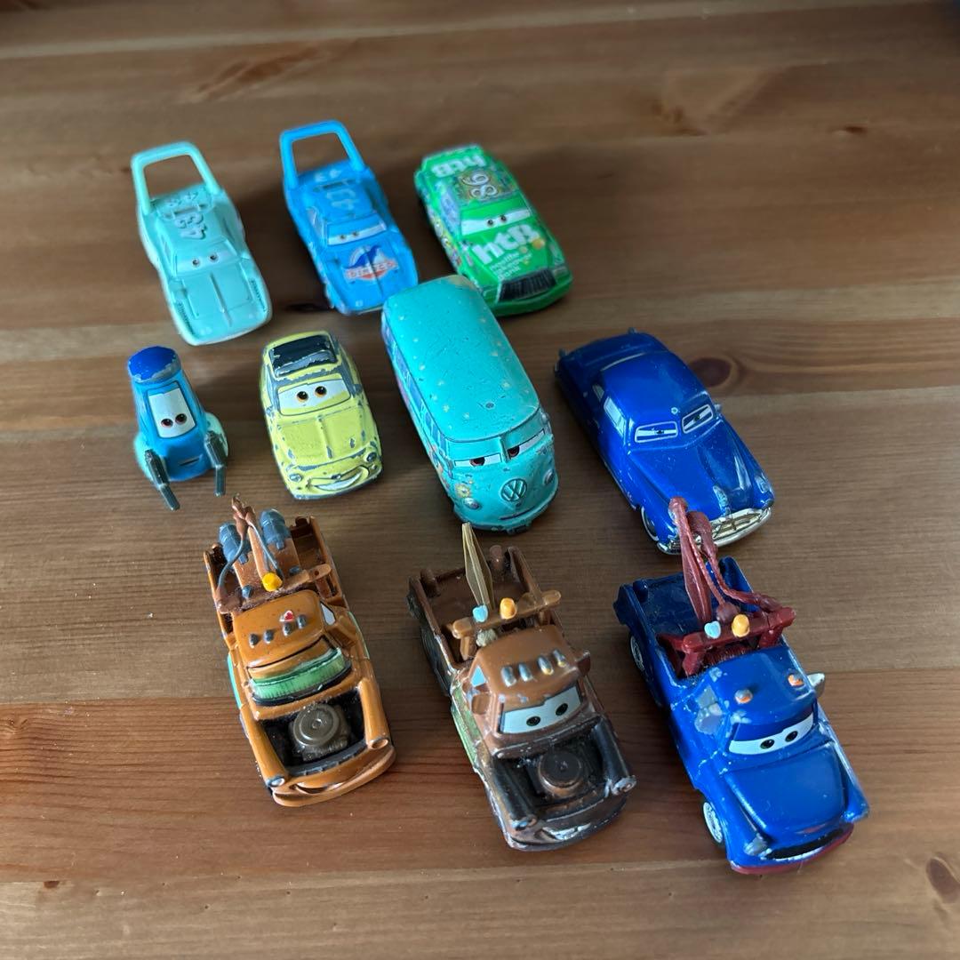 トミカ、カーズ、ディズニーまとめ売り65点