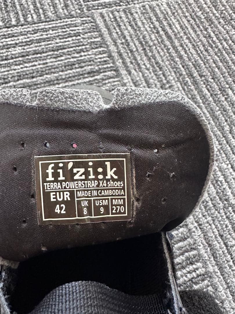 fi'zi:kのビンディングシューズ TERRA POWERSTRAP X4