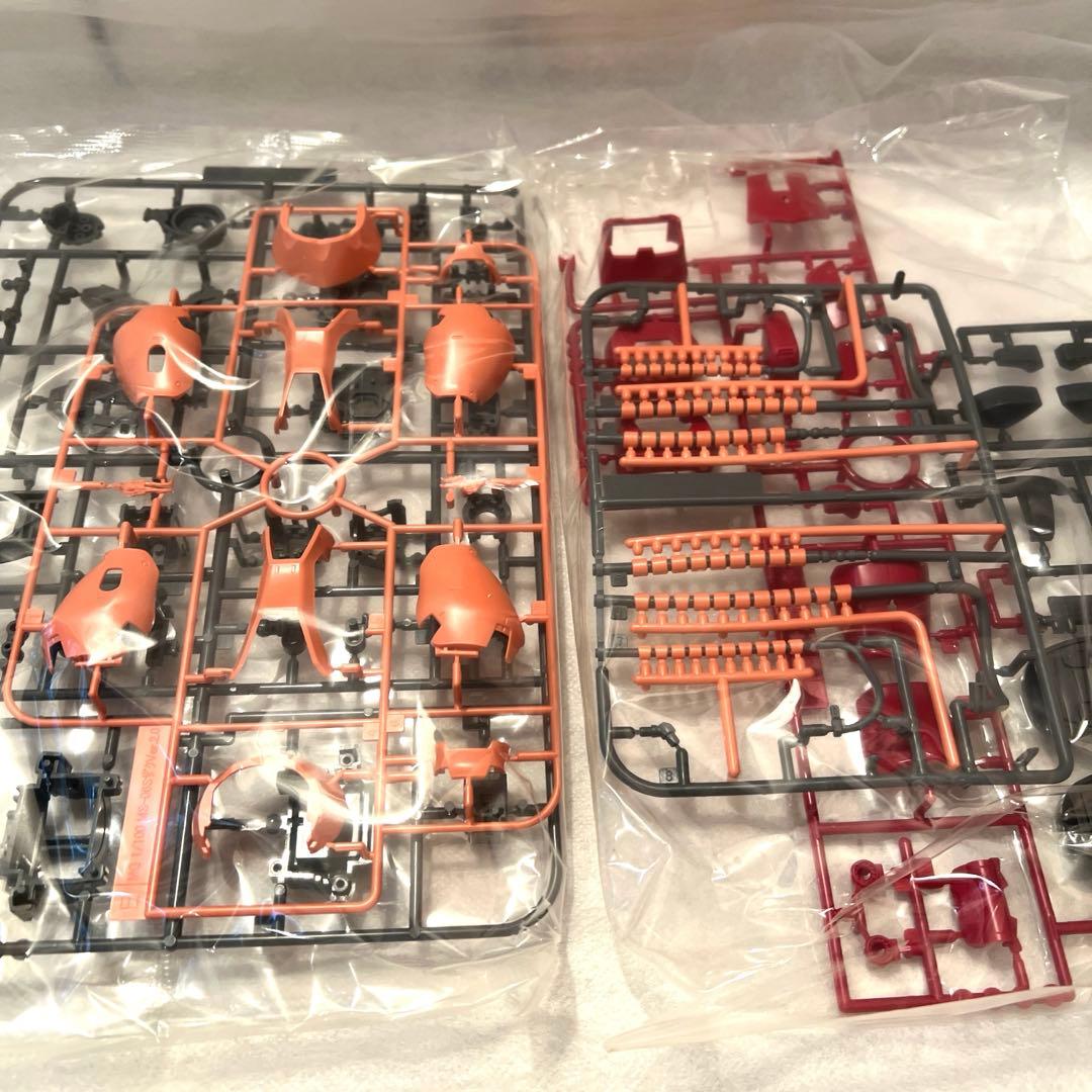 【新品未使用】BANDAI 機動戦士ガンダムZAKUⅡ プラモデル