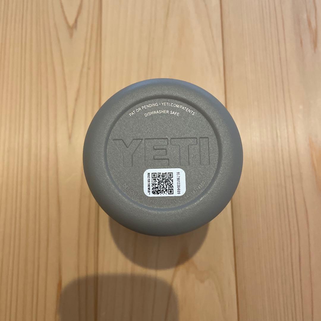 YETI　イエティ　缶クーラー