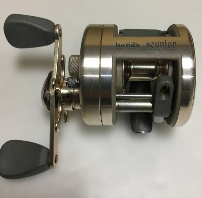 訳あり！激レア製品の海外で人気があったBanaxのビンテージ、ベイトリール