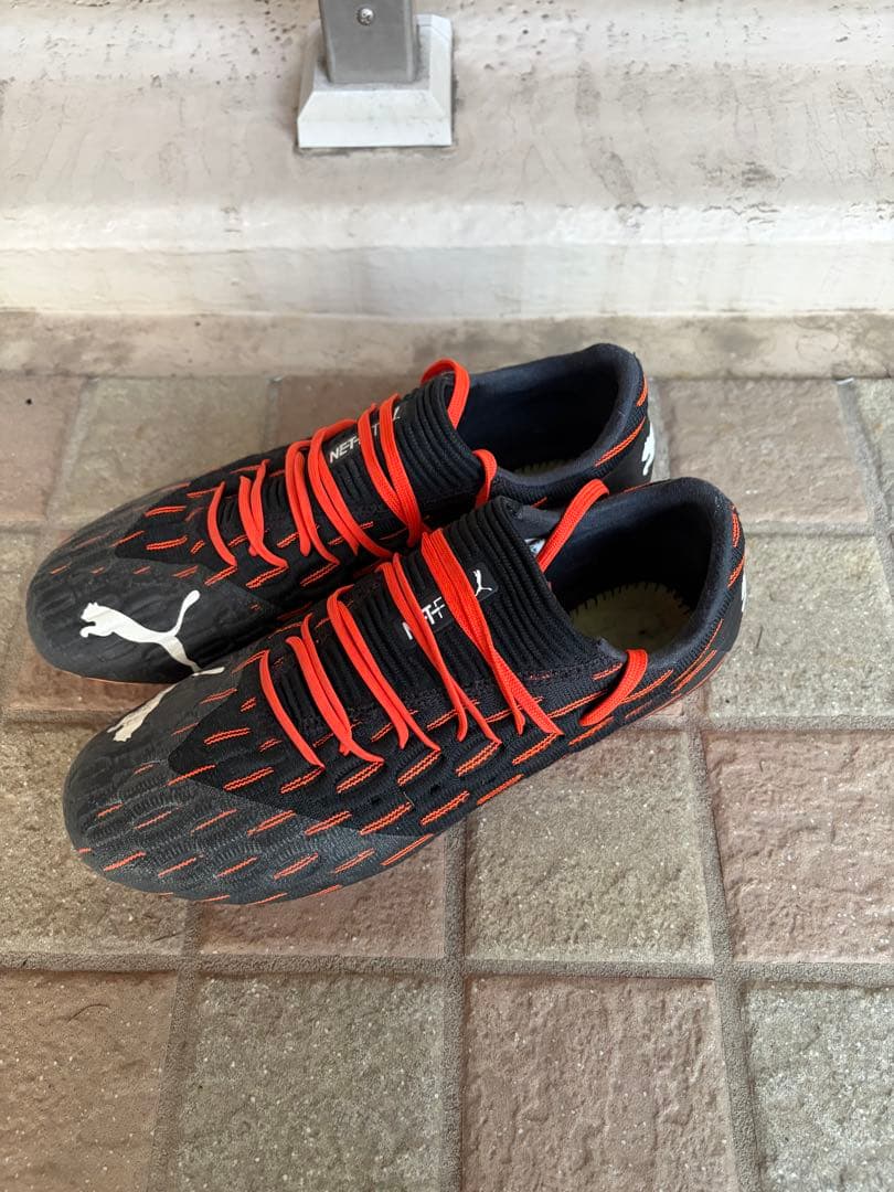 プーマ　フューチャー5.1 FG 26.5