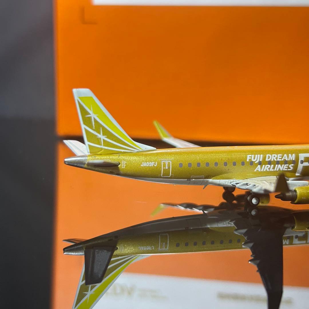 Jcwings FDA E175 JA09FJ ゴールド 1/400