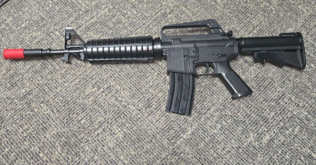 東京マルイ コルト XM177E2 ホップアップ エアガン