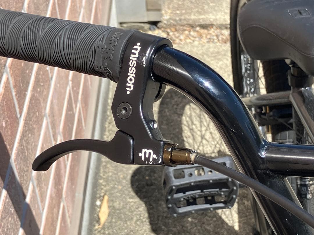 愛知県尾張地区発。割と綺麗なKINKストリート20インチBMX。土日手渡し希望