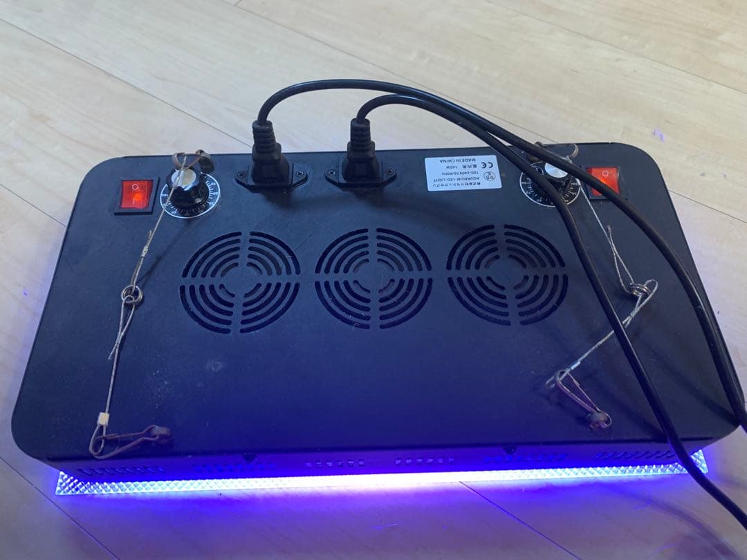 水槽　ライト　サンゴ飼育　ブラックボックス