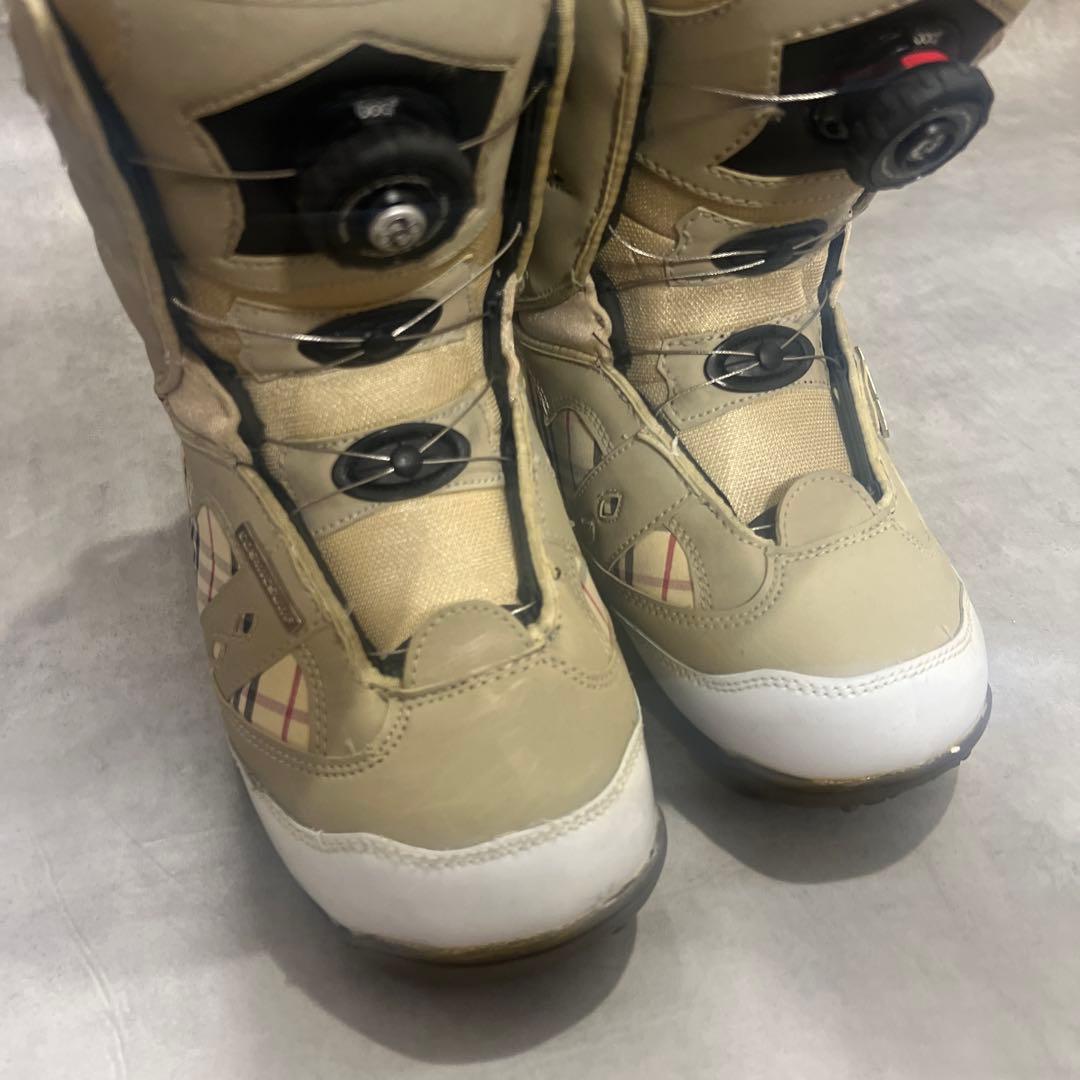 【美品】COSMIC SURF スノボブーツ Boaダイヤル式 24.5cm