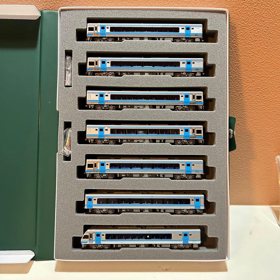 【美品】KATO JR四国2000系 南風＋増結セット 7両セット（動力付き）