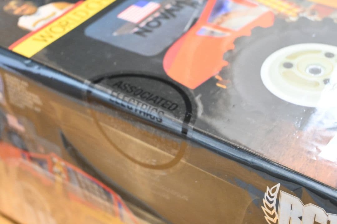 未開封 RC10 JayHalsey EDITION ASSOCIATED