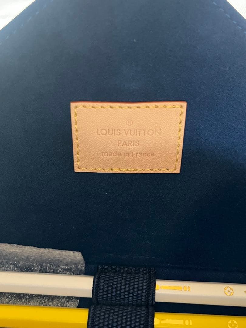 ⭐︎未使用⭐︎Louis Vuitton ルイヴィトン 12エテュイ 色鉛筆