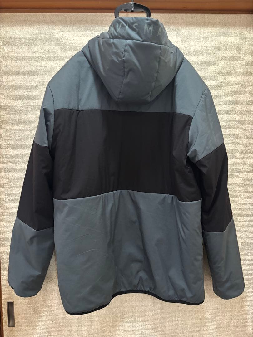 トラヴィスマシュー　フーディジャケット