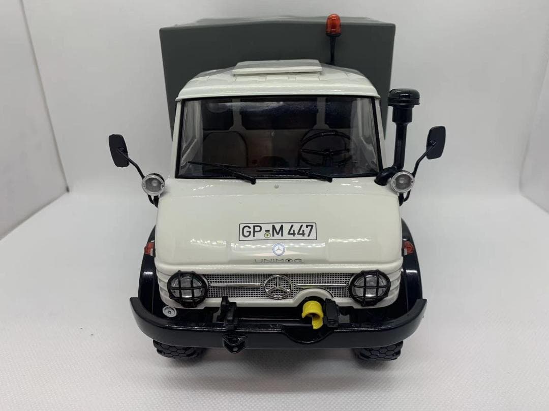 シュコー 1/18 ベンツ ウニモグ Unimog 406