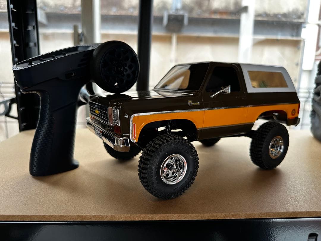 1/18 クローラーラジコン