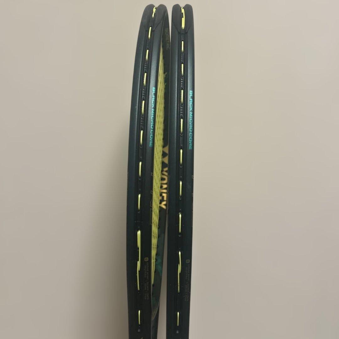 O*S様 【美品】YONEX VCORE PRO100 G3（2本セット）