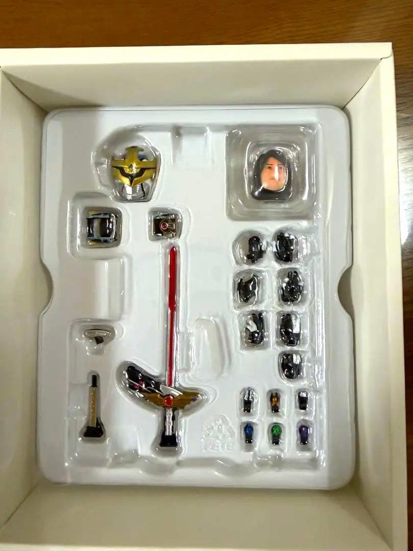 S.H.Figuarts（真骨彫製法） 仮面ライダーイクサ　BANDAI