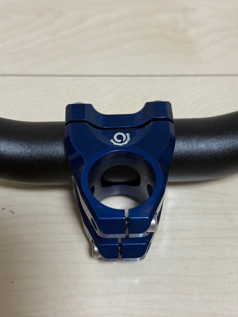 INDUSTRY NINE ステム 78mm + PNW グリップ