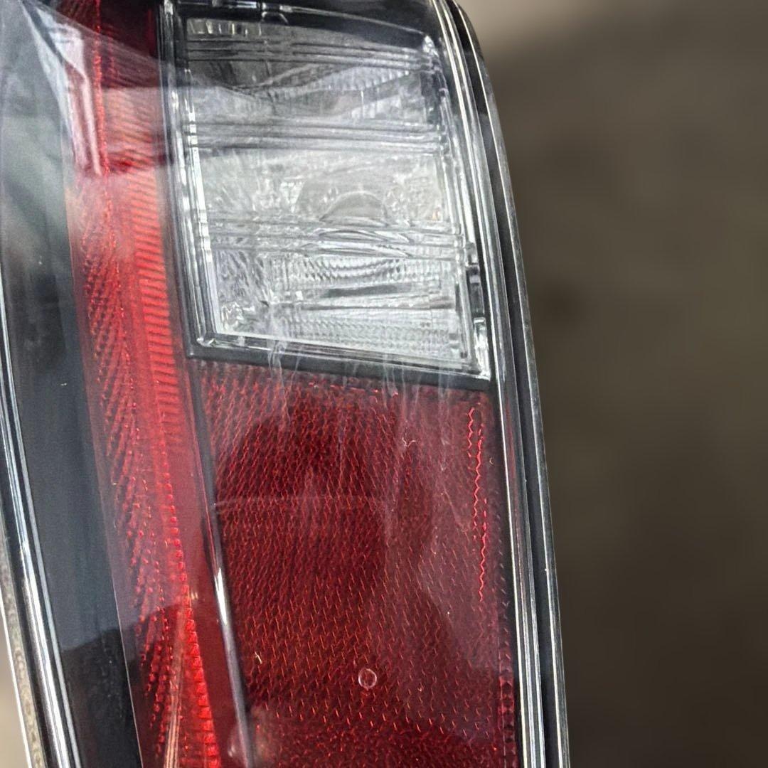 トヨタ純正 50系 プリウス ZVW51 テールランプ セット