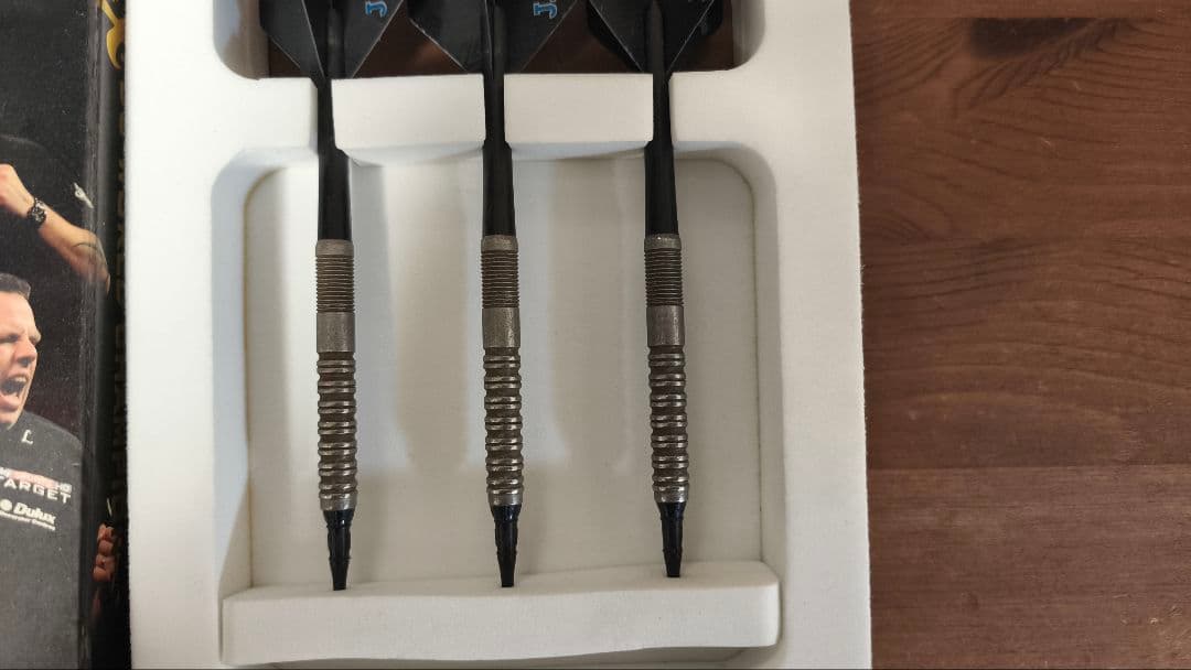 エイドリアン ルイス Adrian Lewis ダーツ　バレル　ターゲット