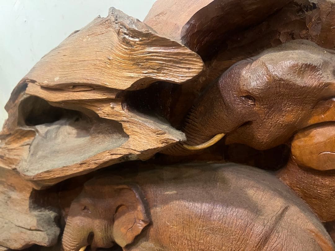 タイ伝統木彫｜老木チーク一木彫大レリーフ ｜店舗什器｜一点物｜幅145｜商売繁盛