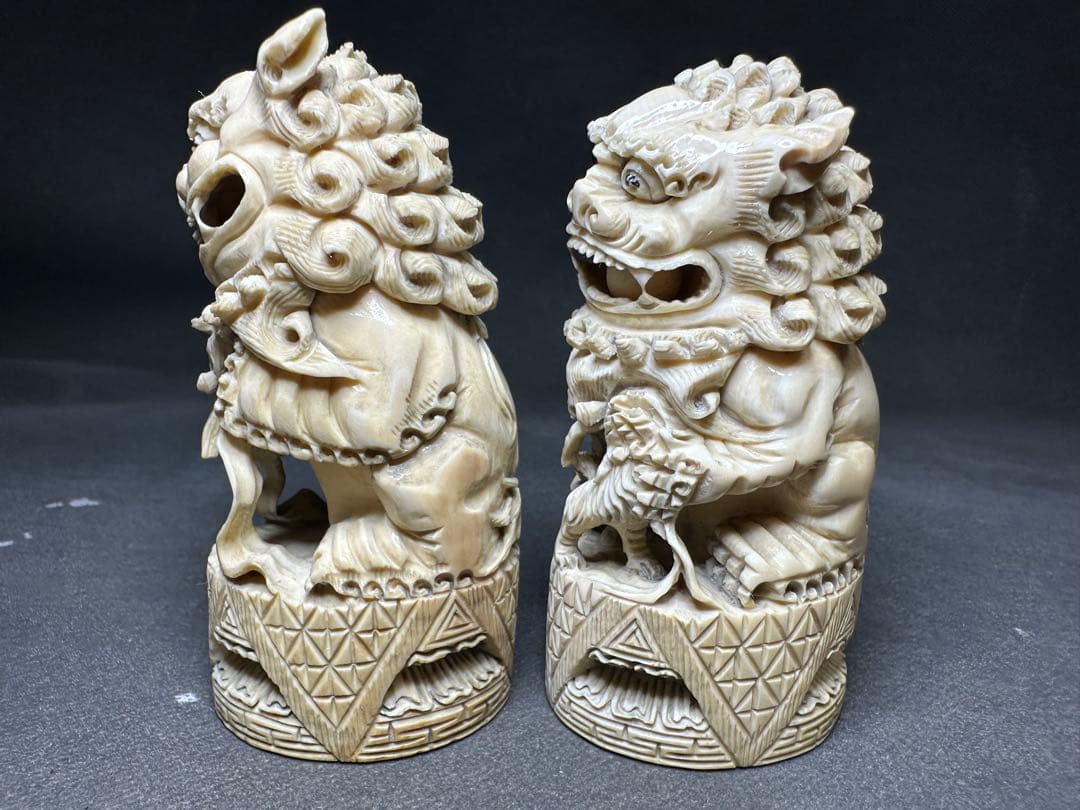 極上　天然素材　アンティーク　置物　骨董　飾り物　古美術品　 細密細工　彫刻