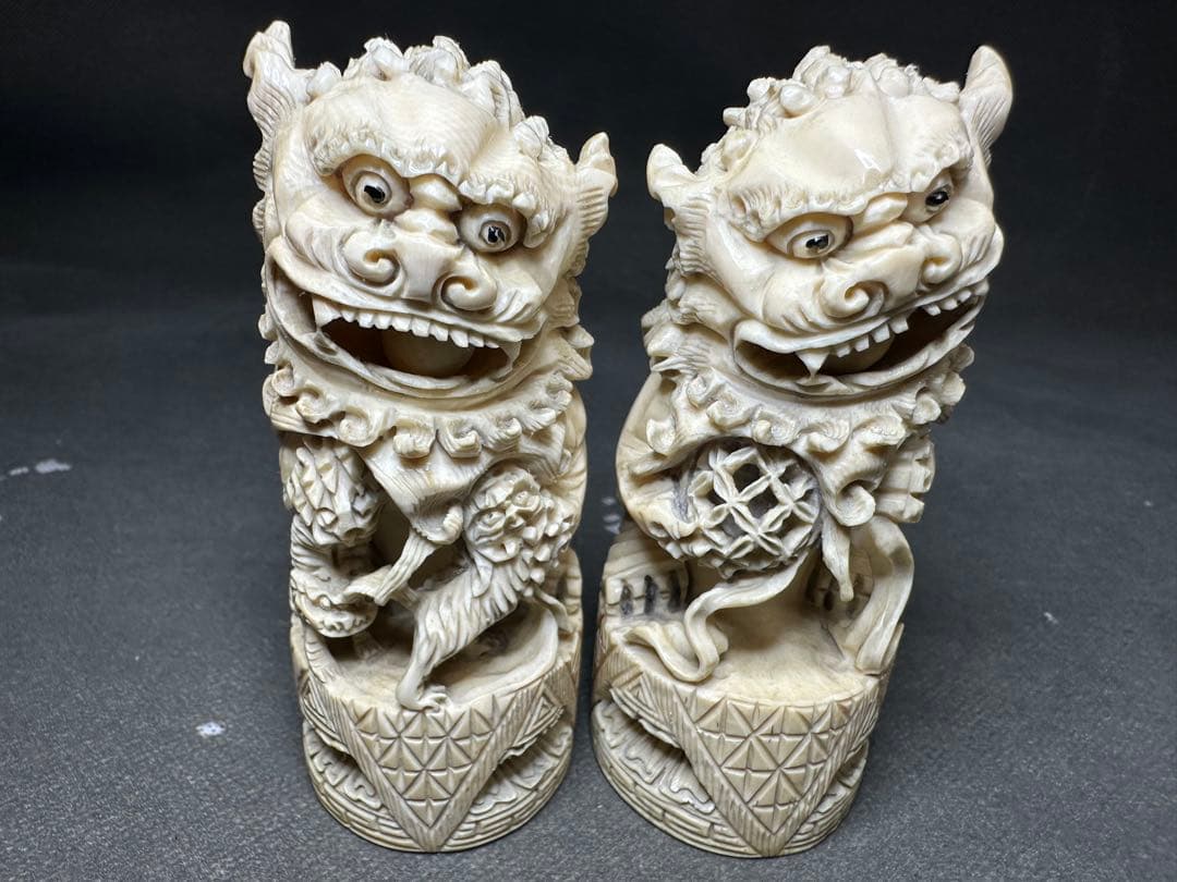 極上　天然素材　アンティーク　置物　骨董　飾り物　古美術品　 細密細工　彫刻