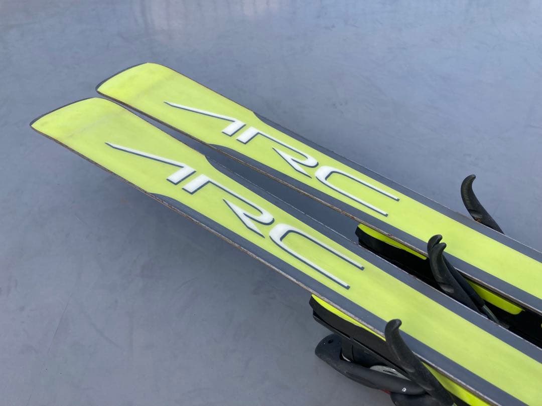 ⭐️値下⭐️アトミック カービングスキー ARC&ビンディング160㎝ ストック付き