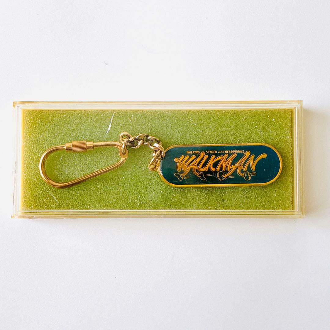 【希少】WALKMAN ウォークマン　キーホルダー　昭和レトロ