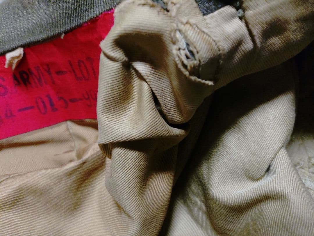 1944年米軍実物 ミリタリージャケットアイクジャケットミリタリー古着。