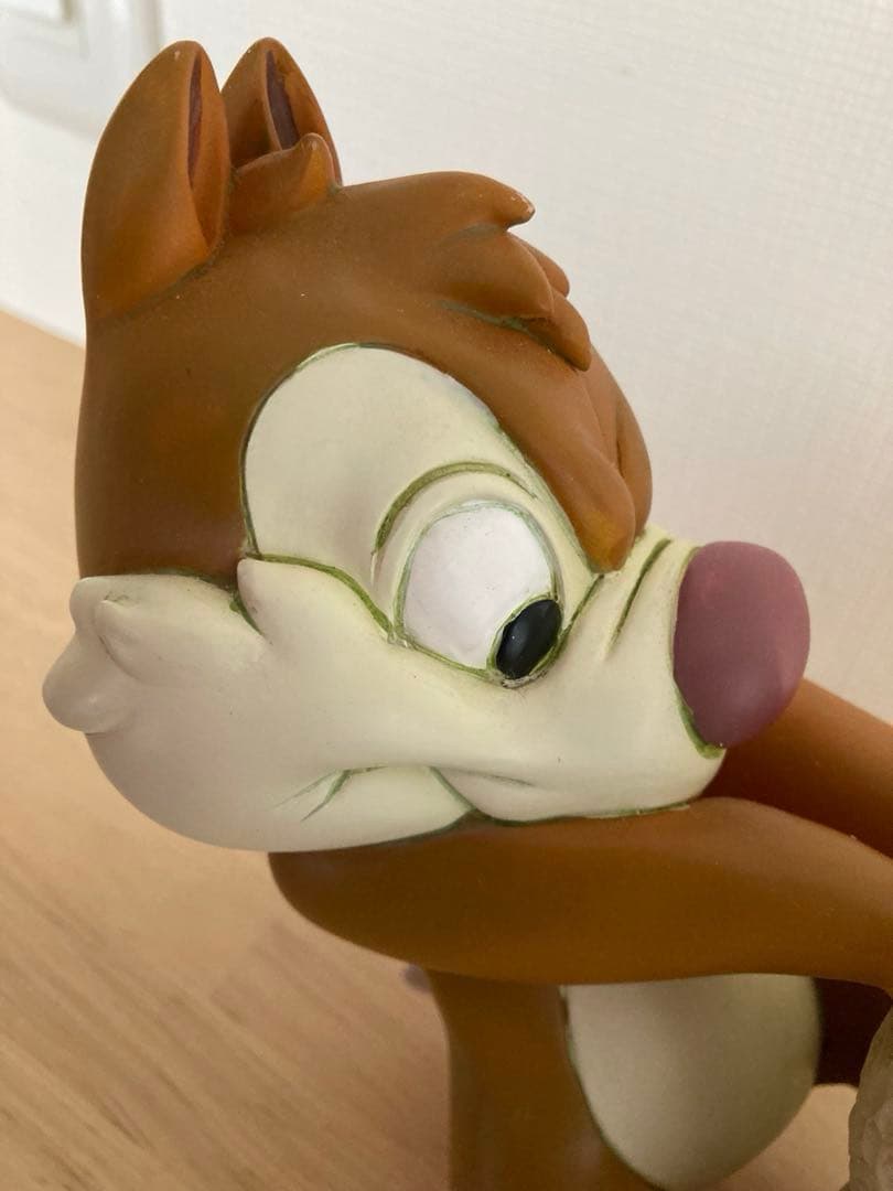 ディズニーストア　チップとデール 陶器製フィギュア