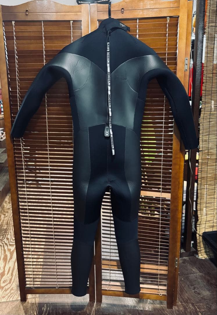 ⭐︎値下げしました⭐︎mobby'sモビーズ　フルスーツ　セミドライ6.5ミリ