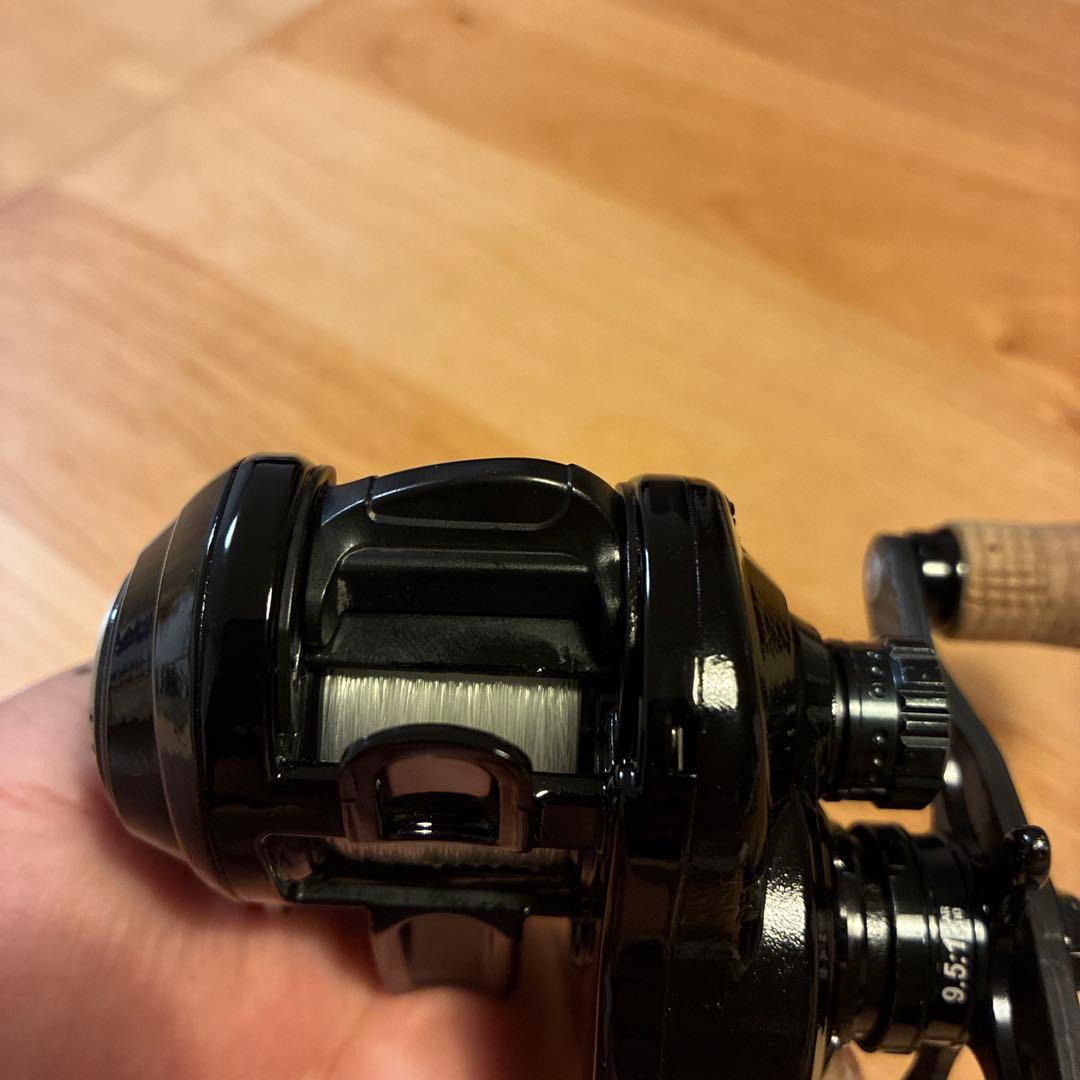 ABU ゼノンビースト9 アブ　塗装品　ジャンク