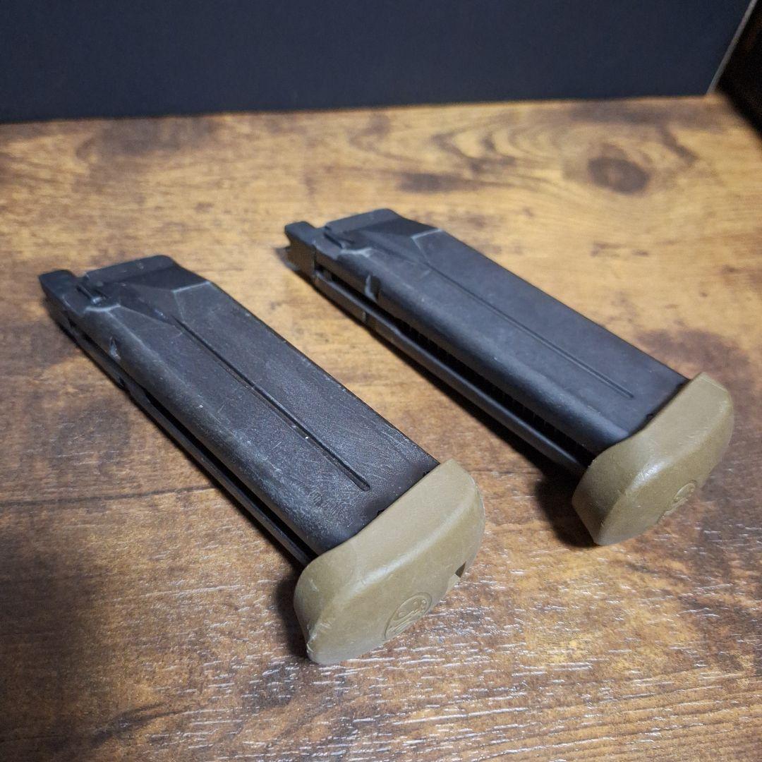 東京マルイ　FNX45 タクティカル　スペアマガジン付　マルイプロサイト付