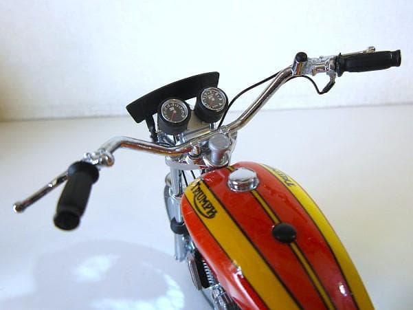 特価 MINICHAMPS (1/12) ライアンフ Hurricane X75