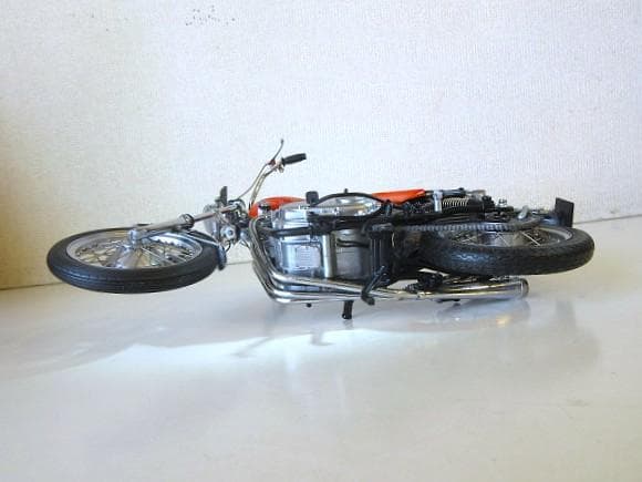 特価 MINICHAMPS (1/12) ライアンフ Hurricane X75