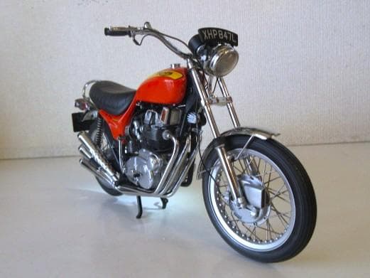 特価 MINICHAMPS (1/12) ライアンフ Hurricane X75