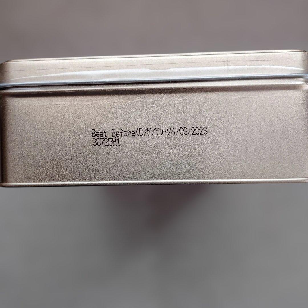 香港お菓子 珍殿 蜂蜜パイと杏仁パイ