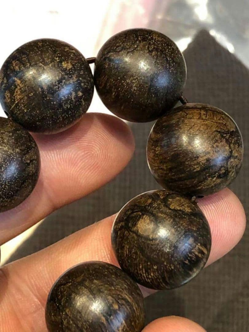 本物保证ダラカンの手串つき 天然野生沉香ゆし油脂が豊富収蔵品