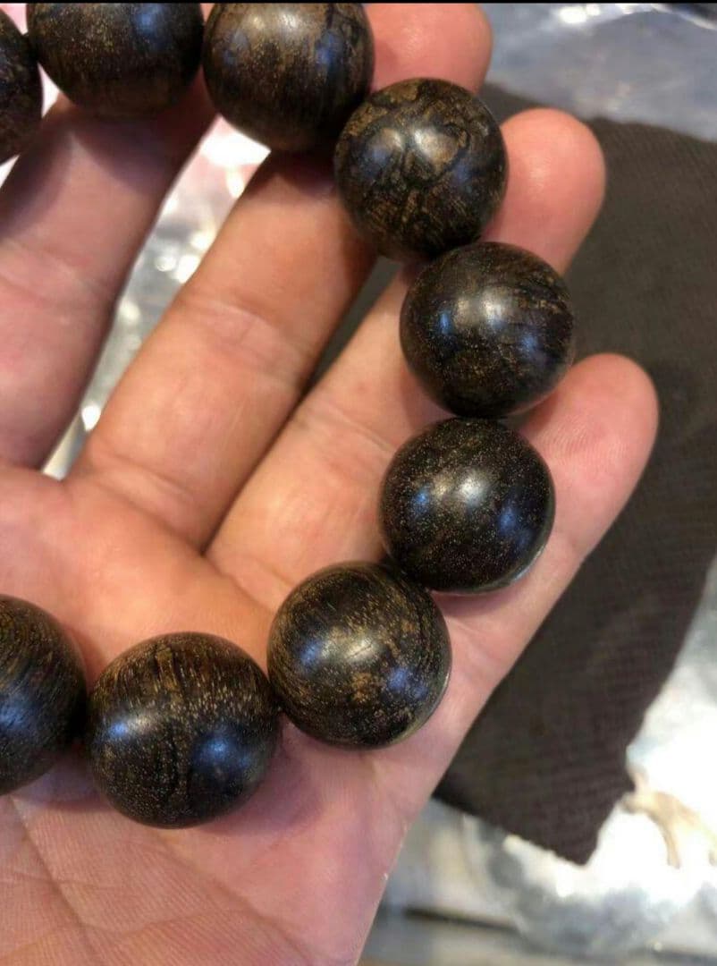 本物保证ダラカンの手串つき 天然野生沉香ゆし油脂が豊富収蔵品