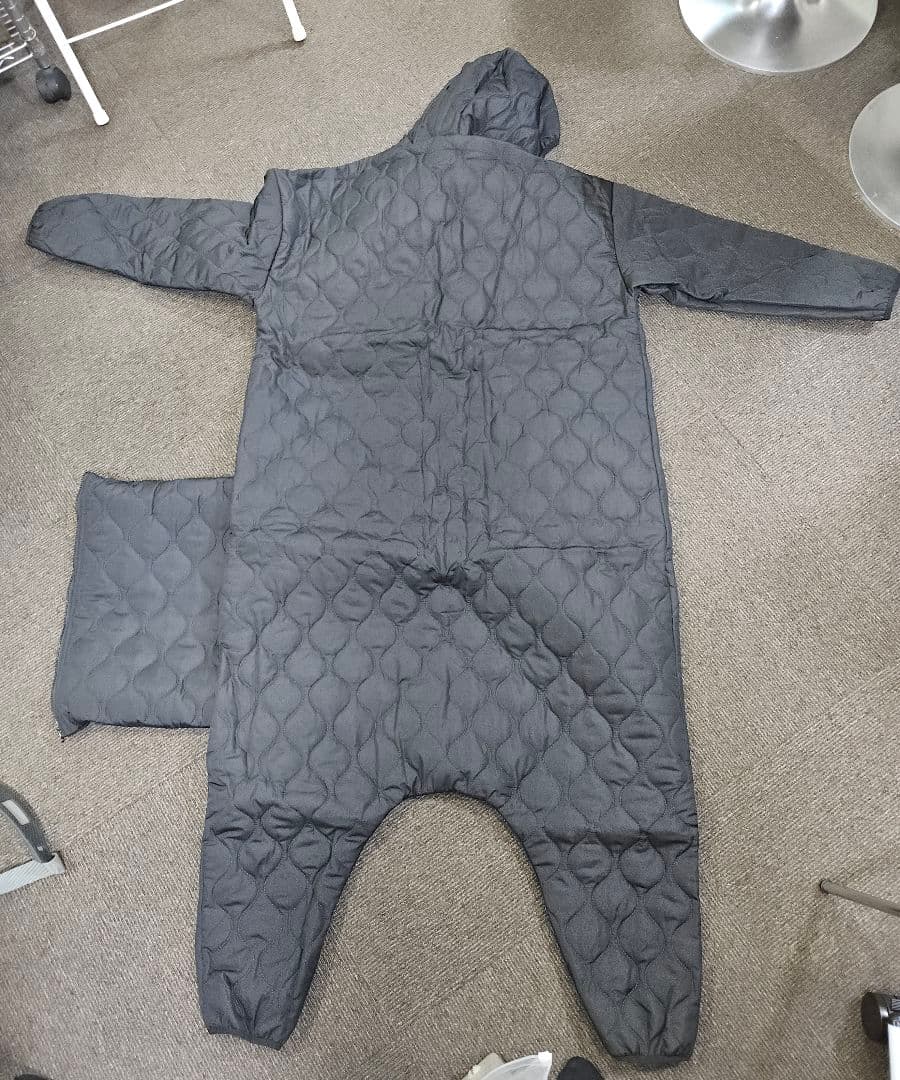 着る寝袋　黒S 車中泊 つなぎ　アウトドア　テレワーク　人気のモモンガ風