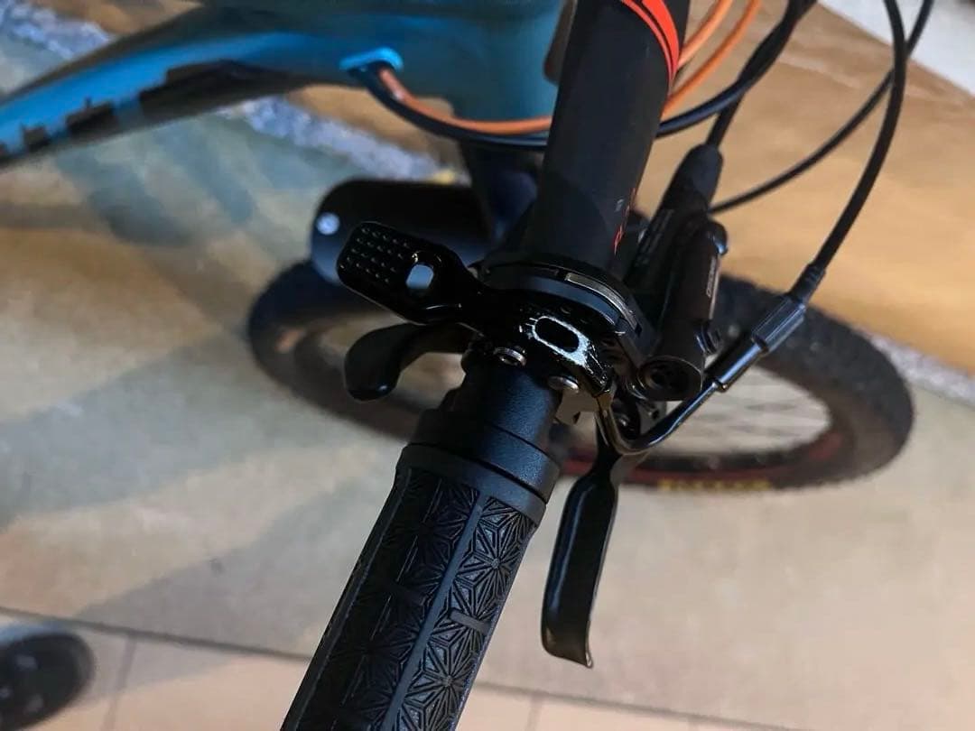 自転車本体 2018 SCOTT Scale 720 plus