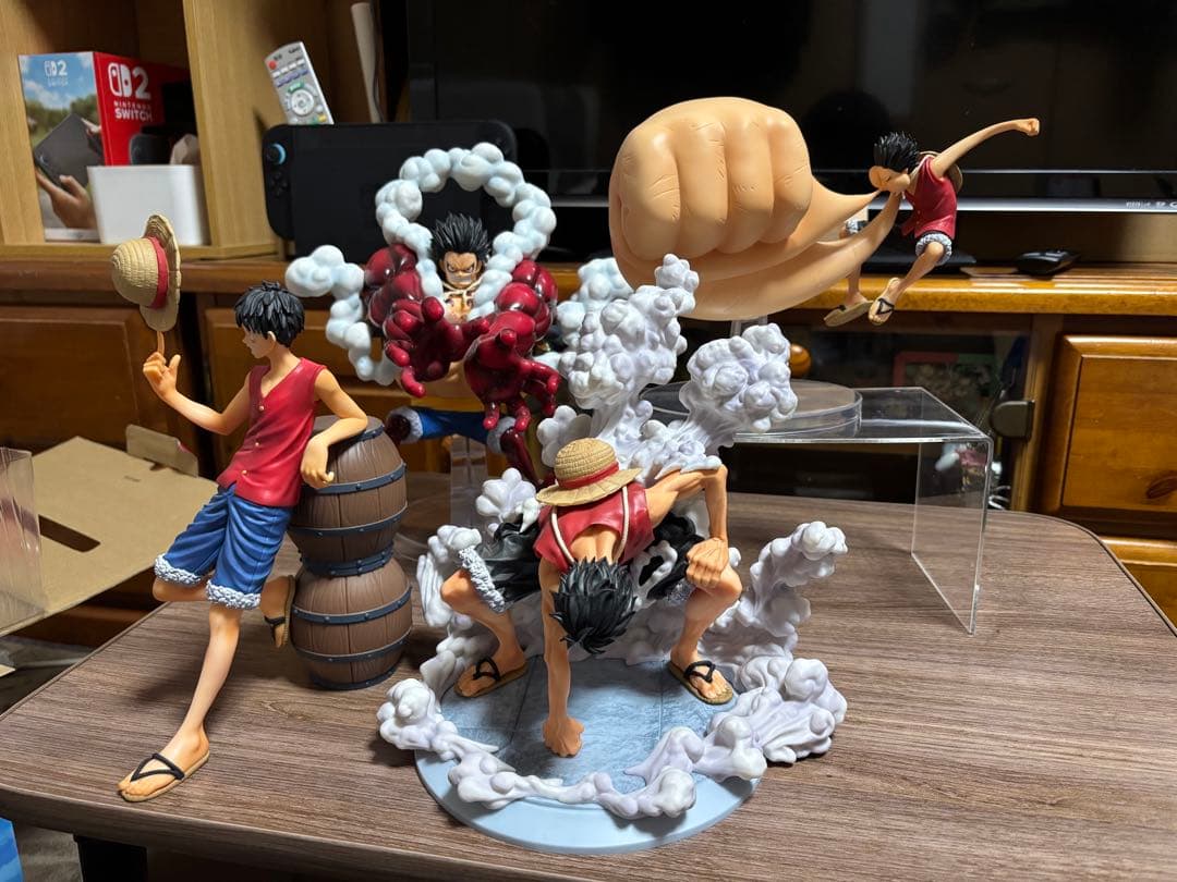 ワンピース　一番くじ　ルフィ フィギュア4点セット