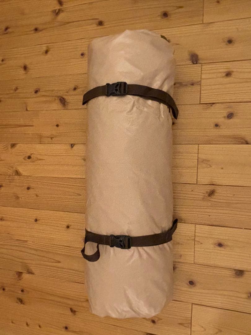 ノルディスク　アスガルド7.1カーキ　モニター品