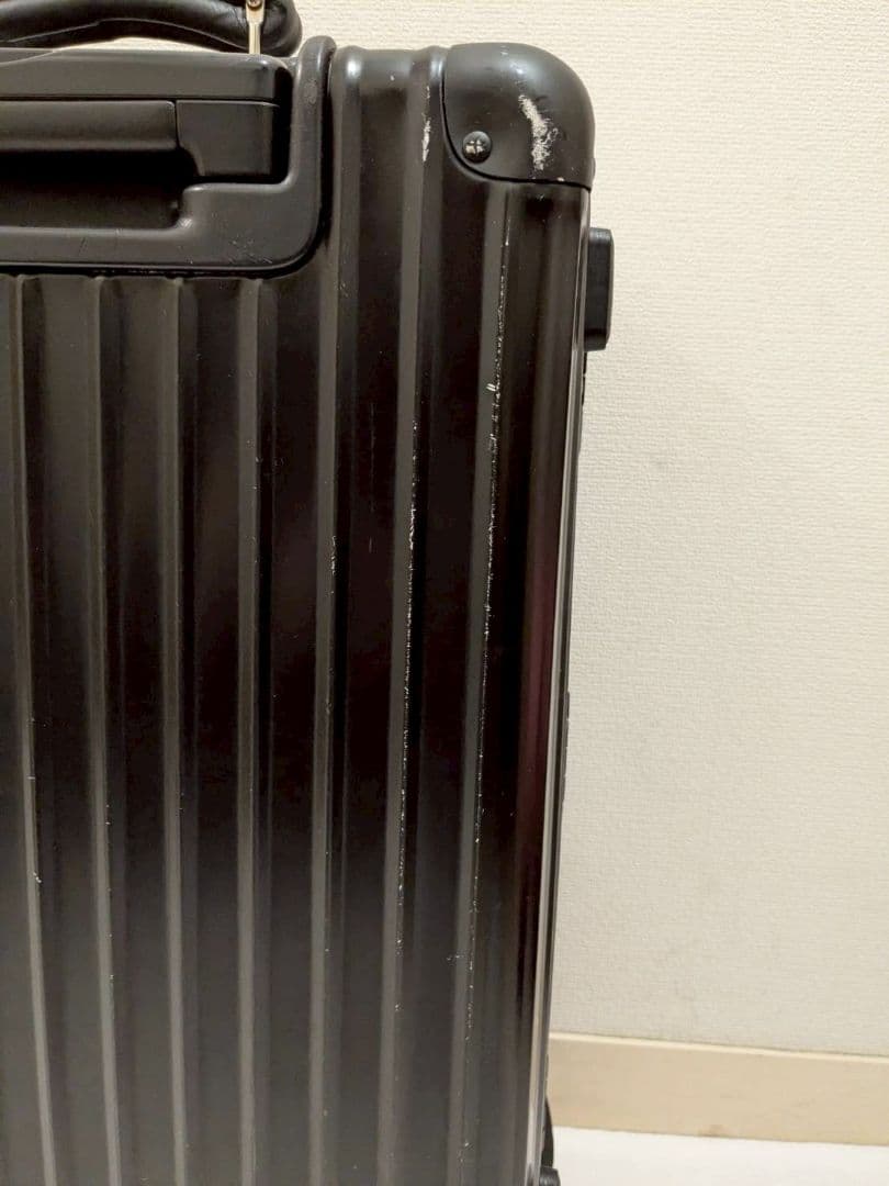 生涯保証 リモワ クラシック キャビン ブラック 36L