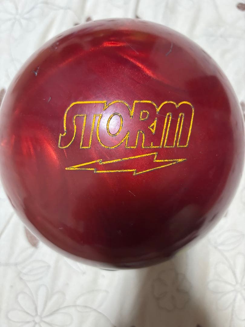 STORM IQ ボウリングボール 赤