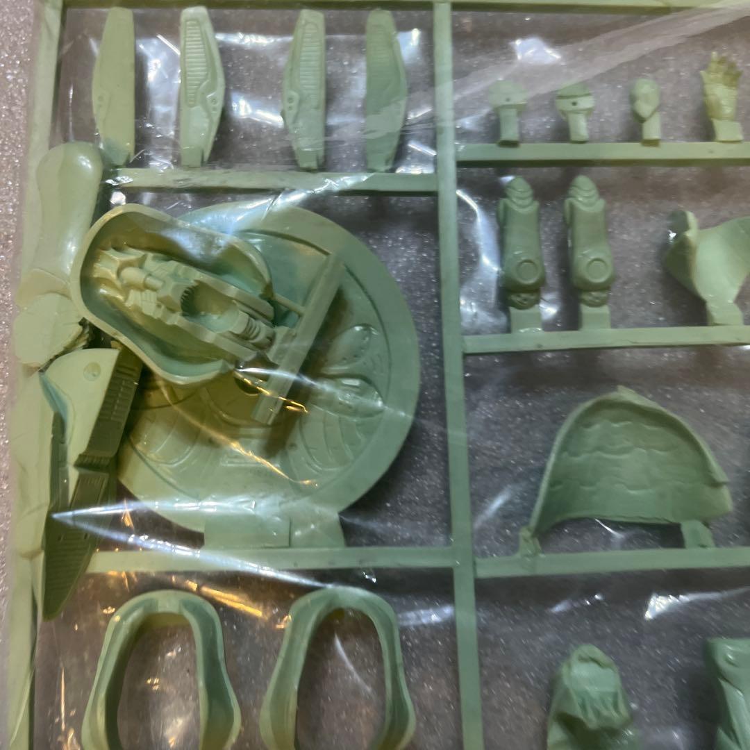 ボークス　マグロウ 1/00 FSS ファイブスター物語 ガレージキット　現状