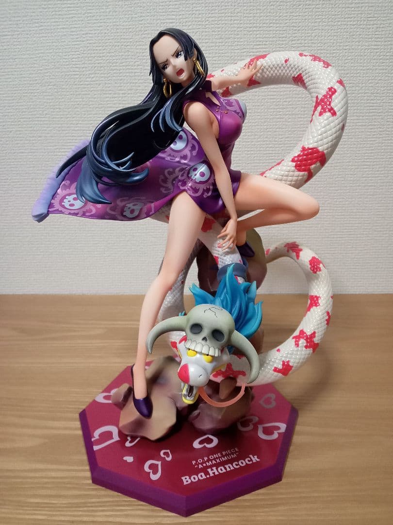 ※開封品 POPワンピース “A×MAXIMUM” “海賊女帝”ボア・ハンコック