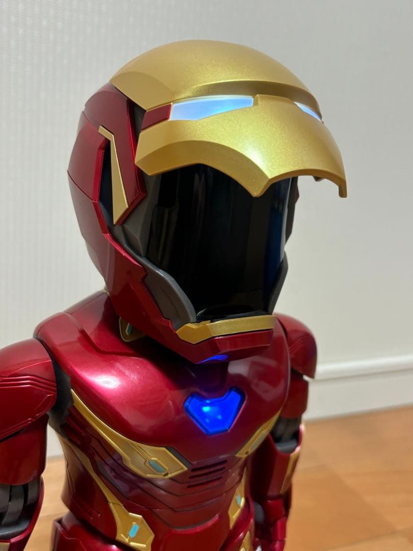 トイザらス限定 IRON MAN MK50 ROBOT MARVE アイアンマン