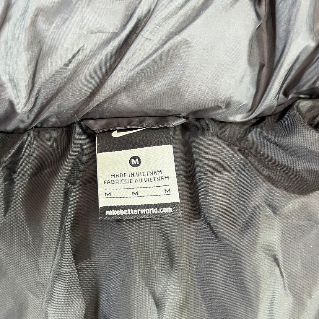 ナイキ　ダウンベンチコート　ブラック/ゴールド　M